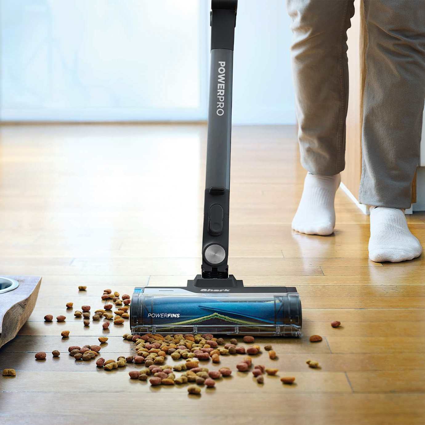 Shark PowerPro Pet Cordless Stick Vacuum, with Anti Hair Wrap & Floor Detect IZ380UKFDB